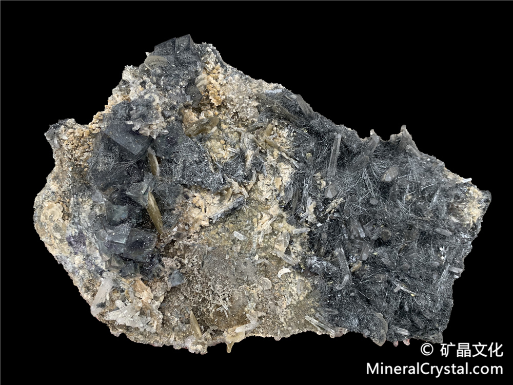 Bismuthinite, siderite, fluorite, quartz